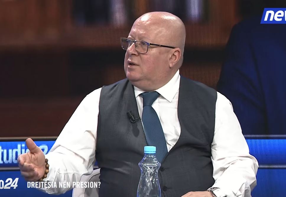 “Evropa po i fut në burg të korruptuarit, Rama kërkon t’i kthejë në zyrë”, Gjokutaj: Mogherini ka qenë partizane e Reformës në Drejtësi 7 Genci