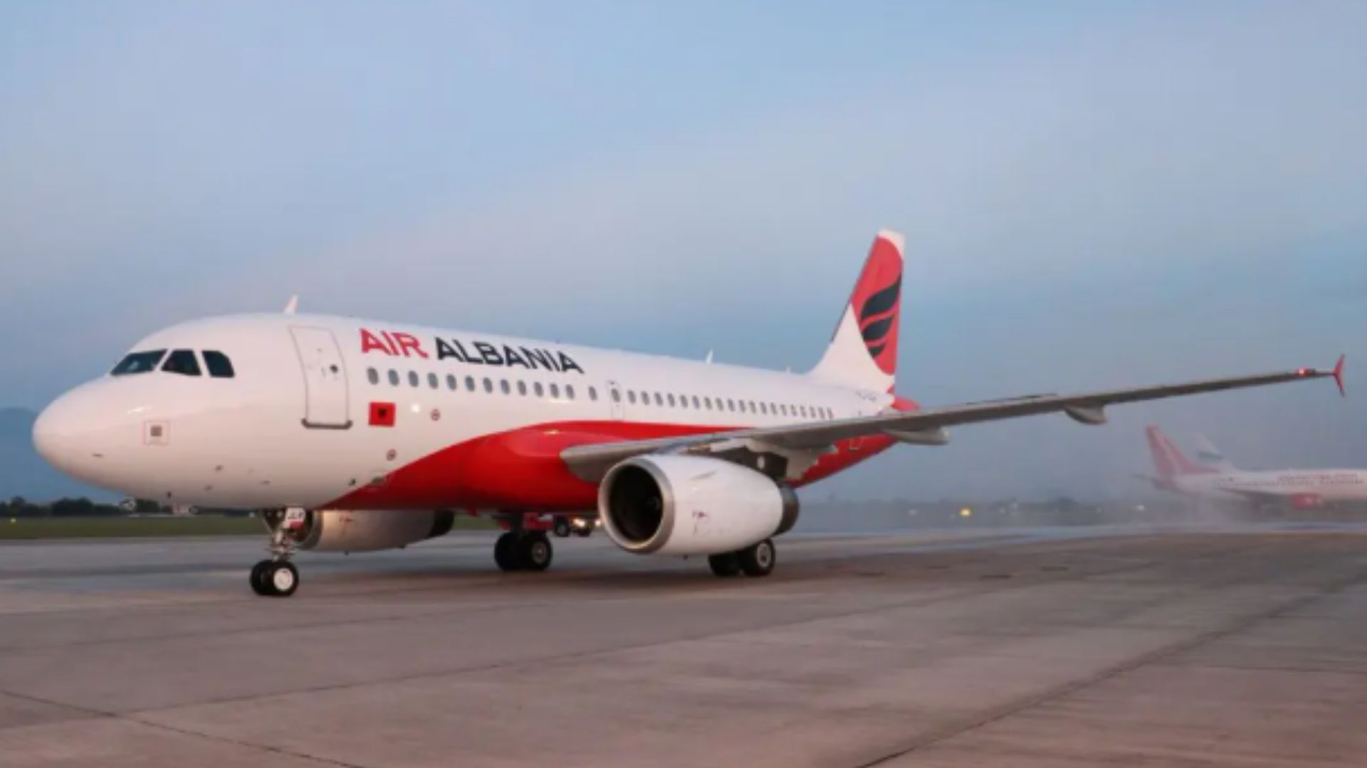 Fundi pa lavdi / Autoriteti i Aviacionit Civil pezullon Air Albanian