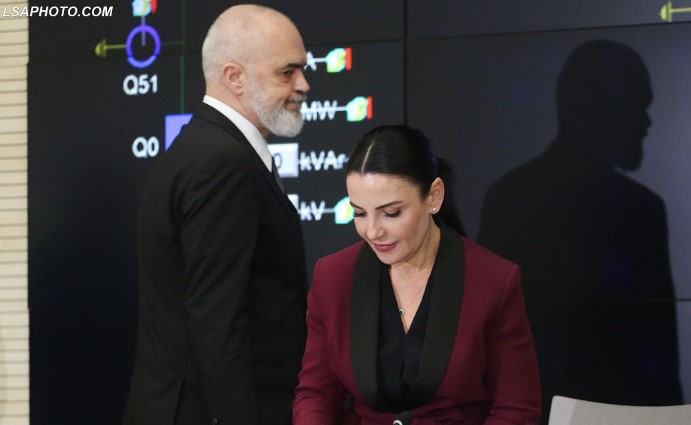 “Deklaratat, presion ndaj gjyqësorit”, Rama i përgjigjet shoqatës së Gjyqtarëve për ‘Ballukun’: Gaboni nëse mendoni se do të mbyll gojën! Ju këndojnë librin e shtëpisë… 9 Rama Balluku