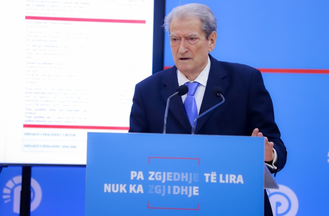 Sali Berisha konference1