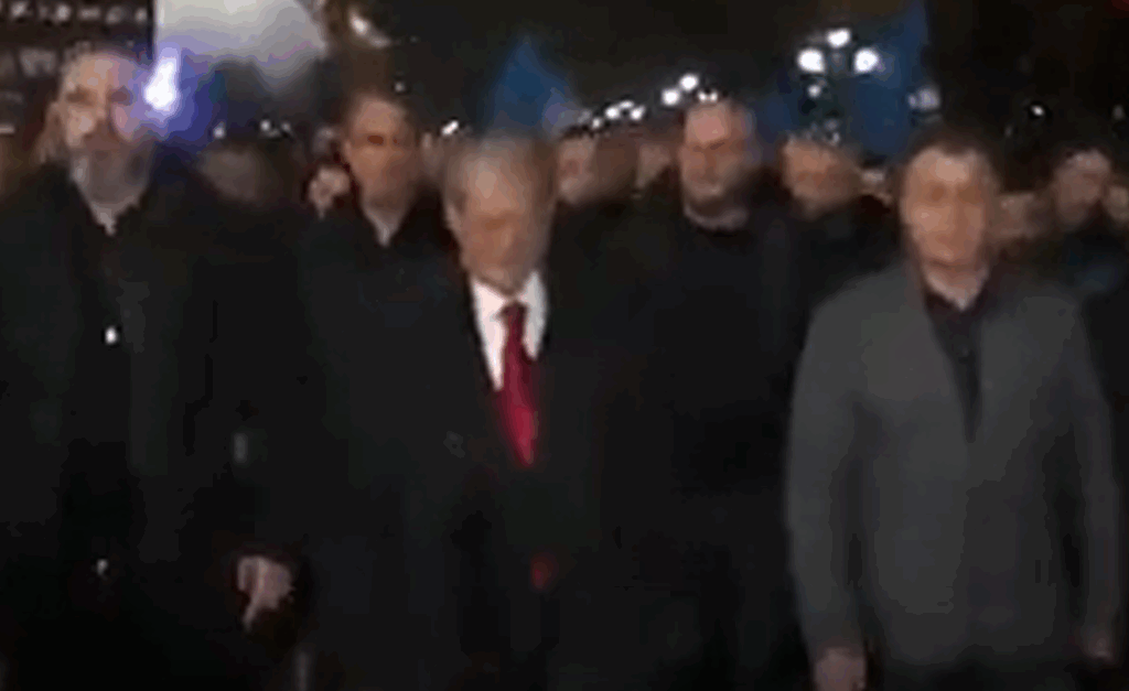 Protesta/ Berisha lë selinë e PD-së dhe i drejtohet Kryeministrisë