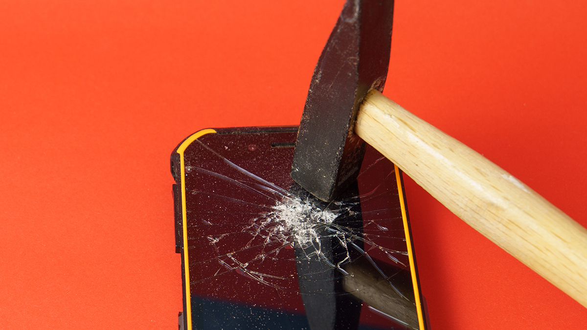 Studimi: Zotërimi i një telefoni smart në moshën 12-vjeçare lidhet me këto probleme shëndetësore te fëmijët