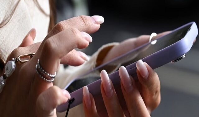 Telefon 640x375 1