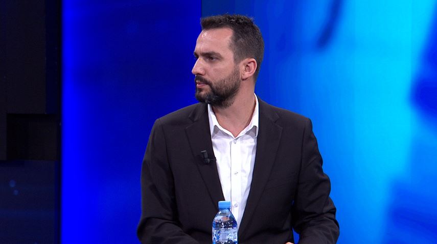 PS rrëzoi kërkesën e SPAK për arrestimin e Ballukut/ Lapaj: Maskat ranë, Rama u rreshtua kundër drejtësisë. Zgjidhja e vetme… 12 adriatik lapaj