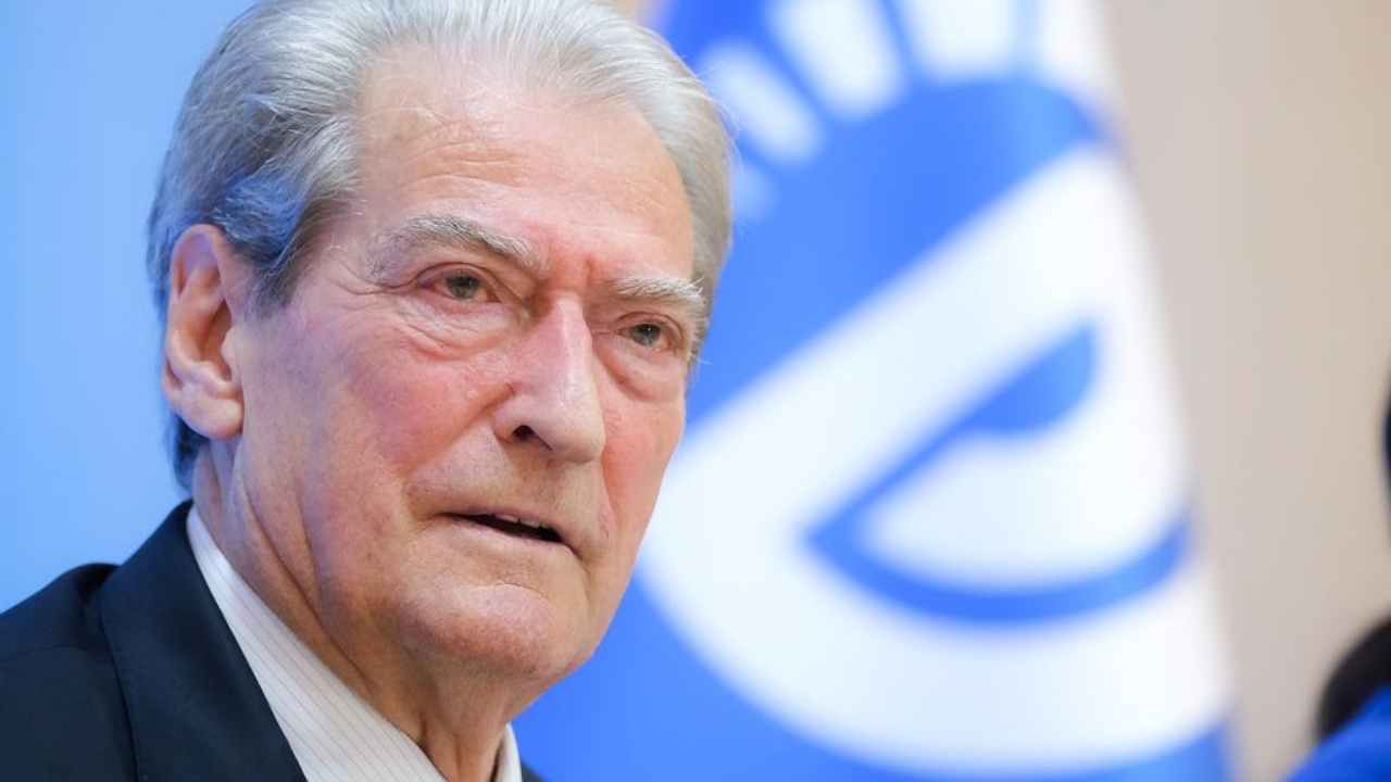 “Vendimi më i vështirë…”/ Rrëfehet Sali Berisha: Ja pse hyra në politikë, çmimin më të madh e pagoi…