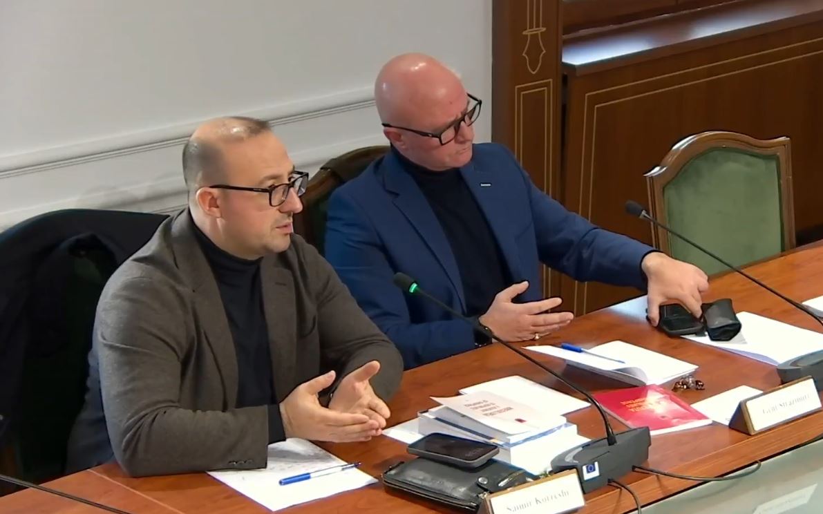 Avokati i Popullit/ “Po deshët hidheni firmën dhe vulën vët-vët’, Korreshi: Nuk kemi ende kandidatë. Listave të para s’iu është dhënë tagri 2 korreshi 1