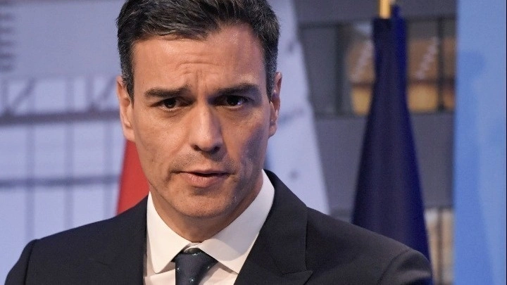 Spanjë/ Sanchez përgatit "strehime klimatike" për të mbrojtur qytetarët nga valët e të nxehtit 15 pedro sanchez
