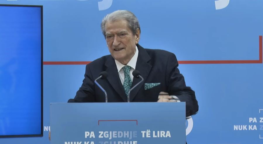 Skandali “Balluku”/ Berisha: Gjykata Kushtetuese duhet të zhvillojë seancë të hapur 4 sali berisha 1