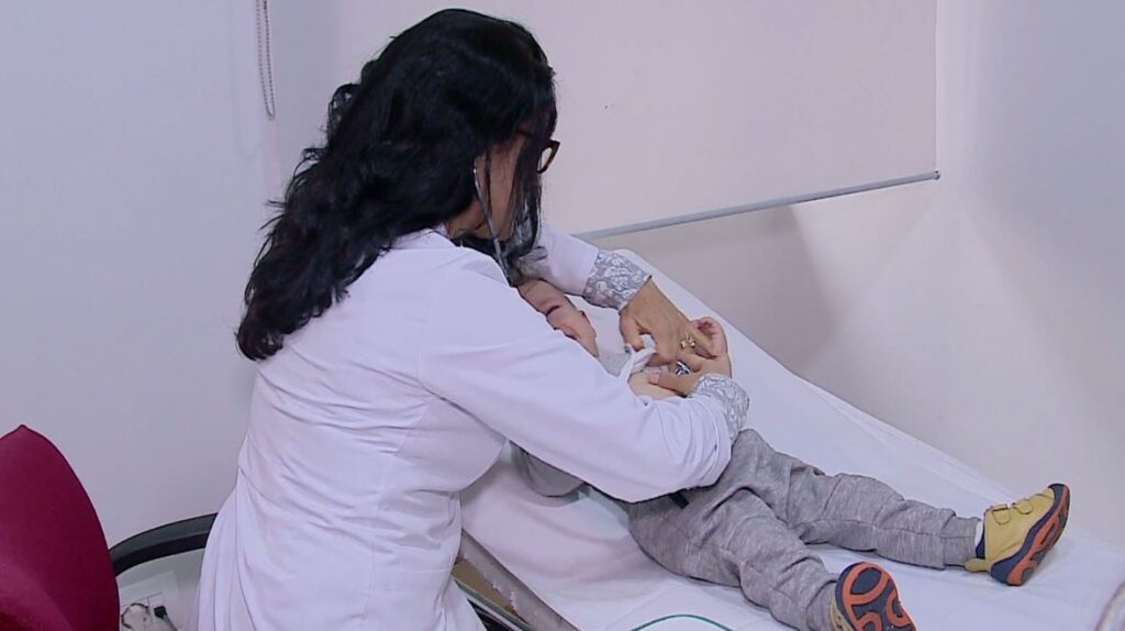 Shqipëria drejt pragut epidemik/ Mbi 11 mijë raste me infeksione respiratore në një javë