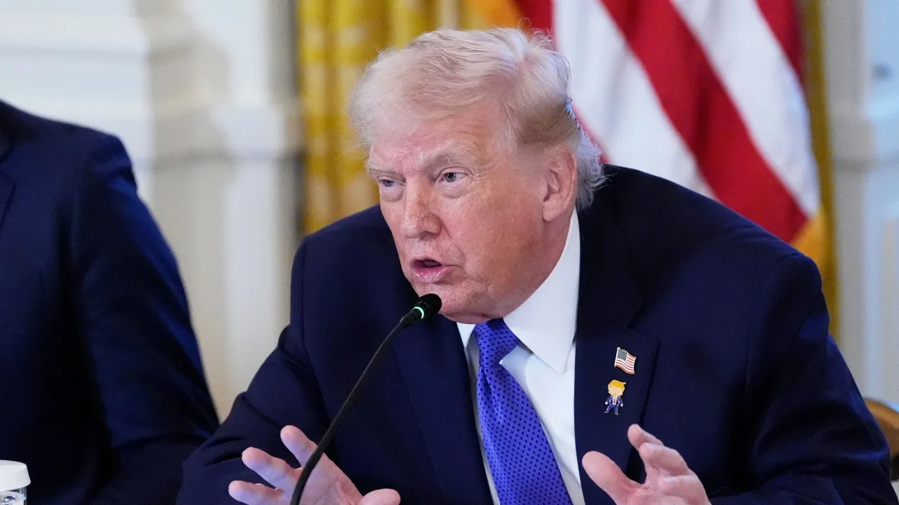 263d834e trumpwhite