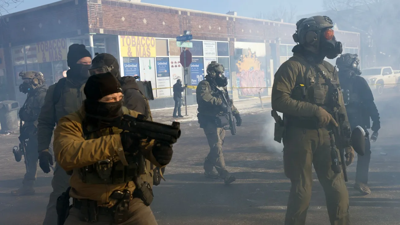 Çfarë është ICE dhe cilat janë fuqitë e saj - Trajnimi, arrestimet në shtëpi dhe përdorimi i armëve 8 29041c00 gettyimages 2258017373