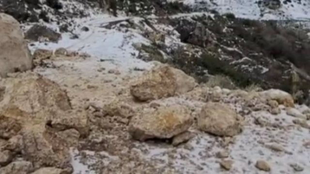 Shembje masive mali në Selenicë, dhjetëra familje të izoluara në fshatin Bashaj, kërkojnë ndihmë 9 640 0 69615aa8e544a