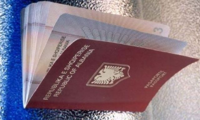 Thjeshtohen procedurat për pasaportë/ Aplikim në çdo zyrë, pa kufizim vendbanimi 5 640 0 69622cdc3dd3f