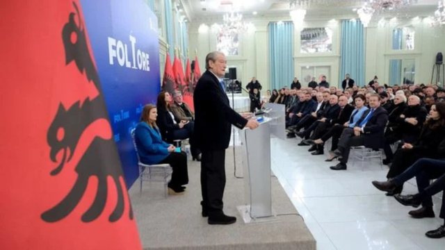 “Tolerimi i skemave piramidale, gabimi më i madh i PD-së”, Berisha: Nuk ishte i qëllimshëm, erdhi nga…