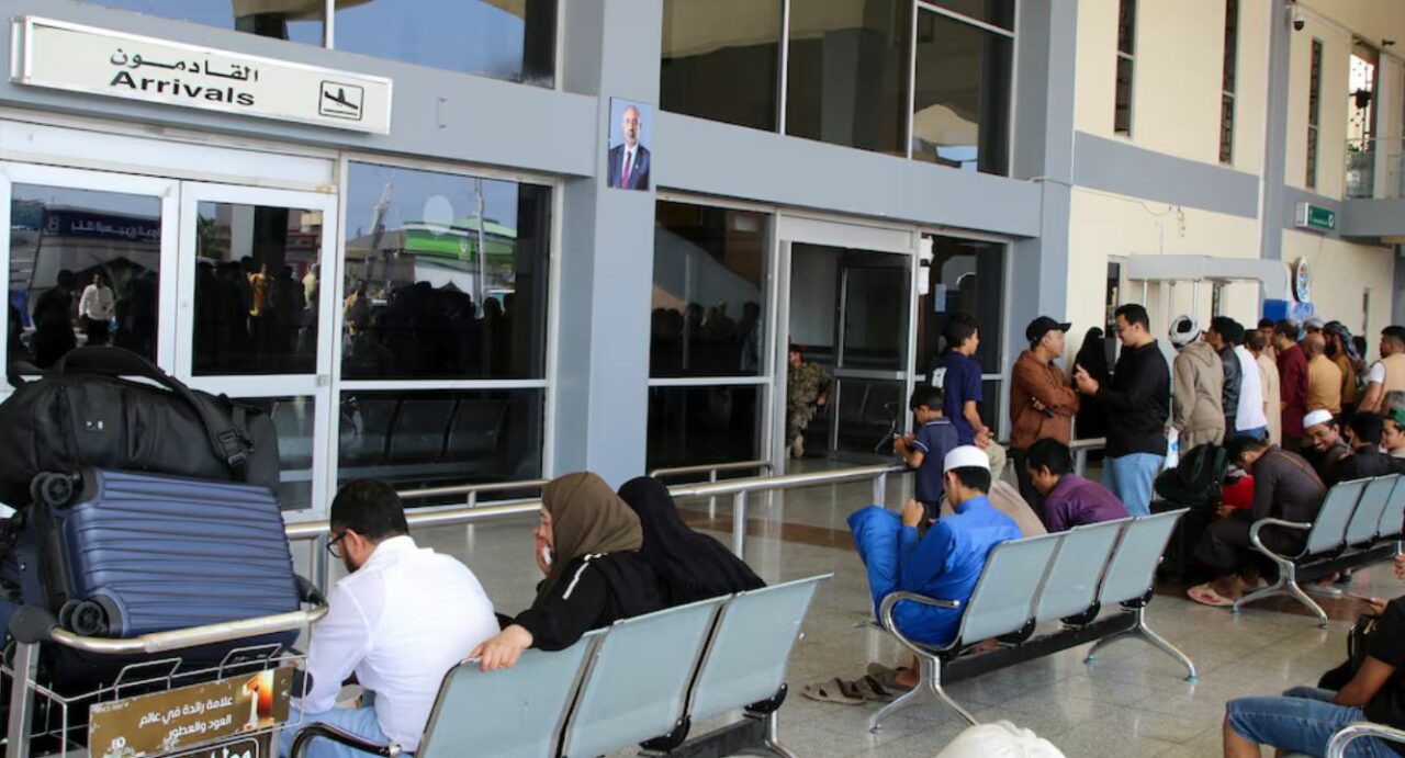 Përshkallëzohet kriza në Jemen, mbyllet aeroporti pas përplasjeve mes Arabisë Saudite dhe Emirateve