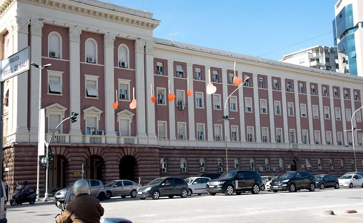 “Opozitës nuk iu la hapësirë të shprehte qëndrimet!”/ Kushtetuesja zbardhi dje vendimin, i hapet rrugë diskutimeve për ndryshimin e Rregullores së Kuvendit