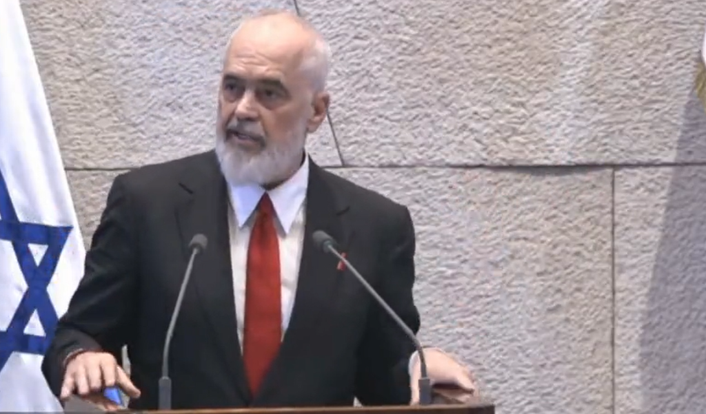 “Jam i dyti pas Trump që mbaj fjalim këtu”, Rama: Strehuam iranianët, por nuk ishte pa risk 13 Screenshot 6 13 1024x601 1