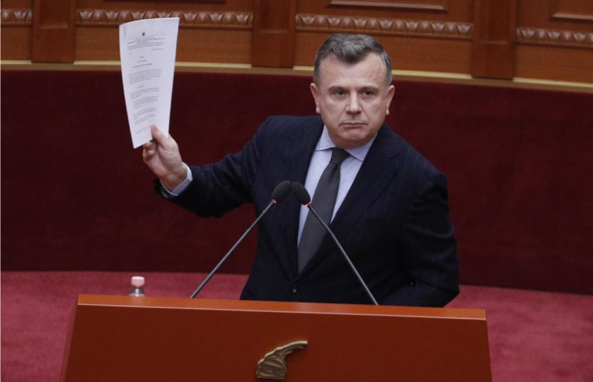 “Je dënuar nga gjykata”, Balla sulmon Shehajn në Kuvend: Ke vjedhur listat e anëtarëve të PD