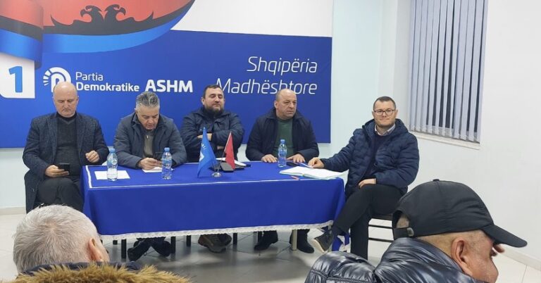 24 janari afrohet/ Bozdo në Berat takim me kryesinë, bashkërendohen përgatitjet