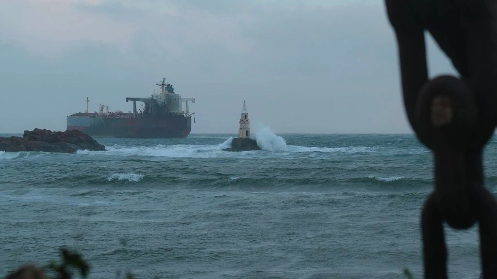 Greqia paralajmëron marinën e saj për rreziqet në Detin e Zi, raporton Reuters 5 ede80445 ap25340539019990