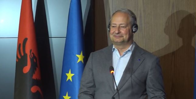 ‘Balluku’/ “Kam lexuar shumë…”, Raportuesi Andreas Schieder: PE nuk komenton çështjet juridike dhe ato ligjore. Deputetët më kanë siguruar se… 6 ioo