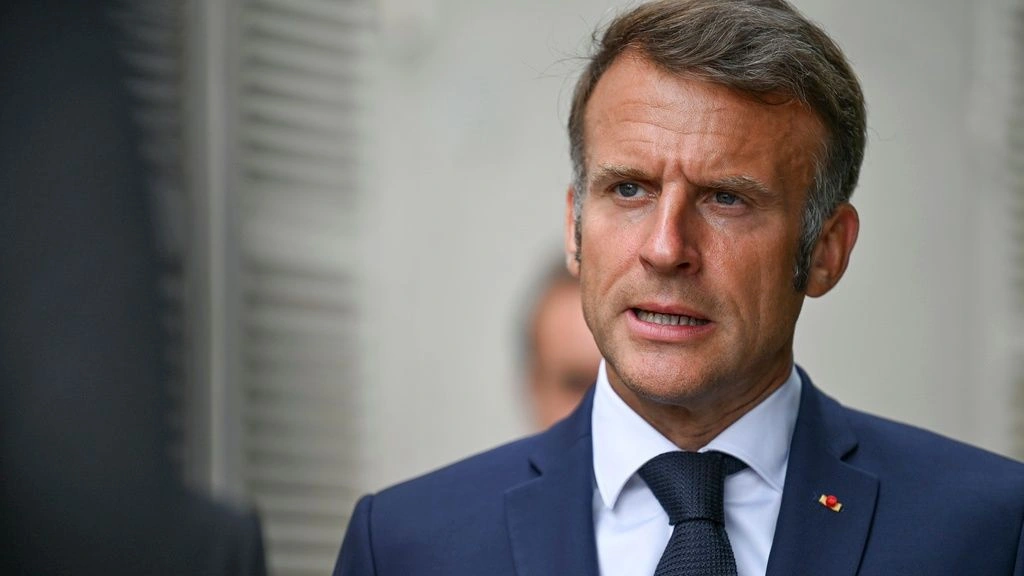 Macron për çështjen Epstein: “Drejtësia amerikane duhet të bëjë punën e saj”