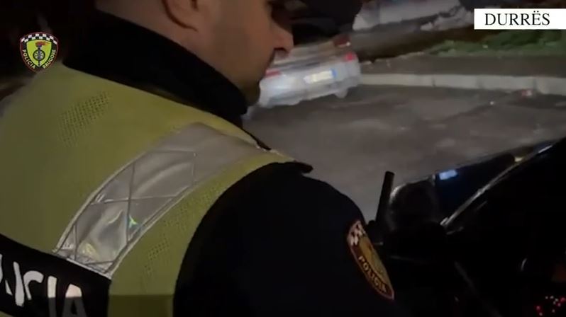 Drejtim i mjetit në gjendje të dehur dhe tentativa për korrupsion, 6 të arrestuar në Durrës 11 90