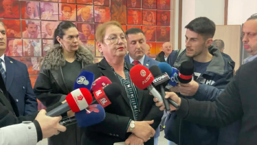 Shqipja e “sulmuar” në Tetovë