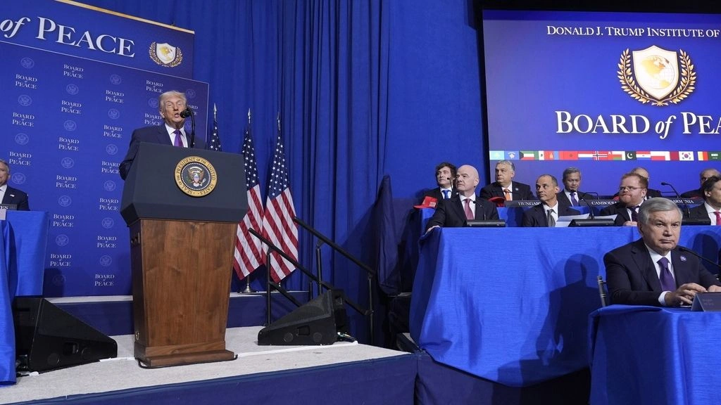Trump Live: “Kushdo që e hodhi poshtë Këshillin e Paqes nuk mund të luajë me mua