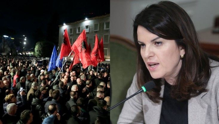 Protesta e PD/Albana Kociu: Ky zjarr nuk është luftë politike, por shkatërrim i opozitës” 11 Protesta e opozites albana kociu