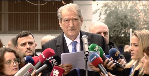 Çështja “Balluku”/ Ndryshimet ligjore për imunitetin e ministrave, Berisha paralajmëron Ramën: Do të paguash çmimin më të shtrenjtë! Data 20 po vjen 15 SALI BERISHA 3 1