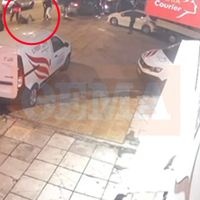 Thika e leva/ Përleshje e dhunshme mes shqiptarëve në Athinë, 3 të plagosur rëndë