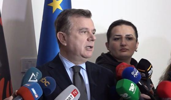 “Berisha për 3 muaj s’i lë të vijnë në mbledhje”/ Mblidhet sot “Territorialja”, paralajmëron Balla: Nëse demokratët mungojnë, marrim mekanizma zhbllokues 9 balla