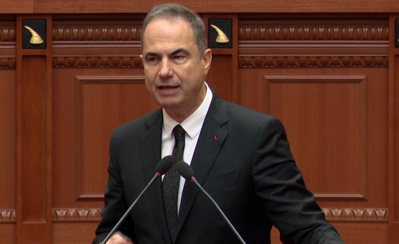 “Përdorni chat gdp”, Boçi i kthehet Ballës: Nivelin e inteligjencës e ke nën mesataren. “Jo” ultimatume për “Territorialen”! 3 boci 1