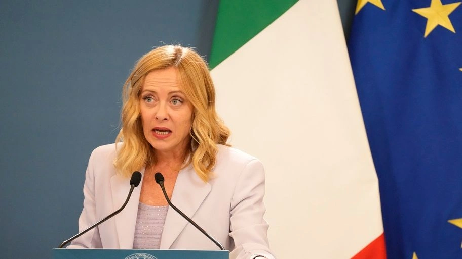 Protesta të ashpra kundër zhvillimit të Lojërave Olimpike, Giorgia Meloni reagon ashpër: Jeni armiq të Italisë