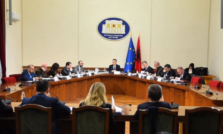 SPAK kërkon arrestimin e Ballukut, Peleshi cakton sot datën e mbledhjes së Këshillit të Mandateve, shqyrtohet imuniteti i zv/kryeministres 14 keshilli i mandateve 2