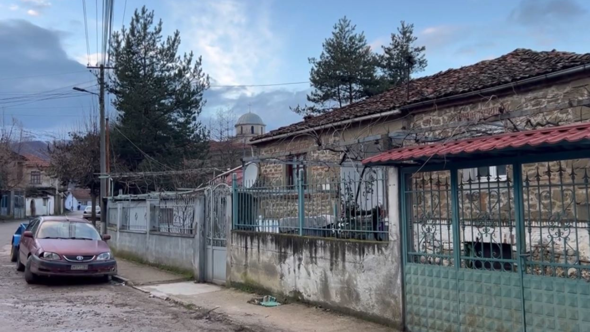 Tërmete të njëpasnjëshme në qarkun e Korçës, epiqendra në Devoll. Në Hoçisht, banorët tregojnë tmerrin 15 ok 18