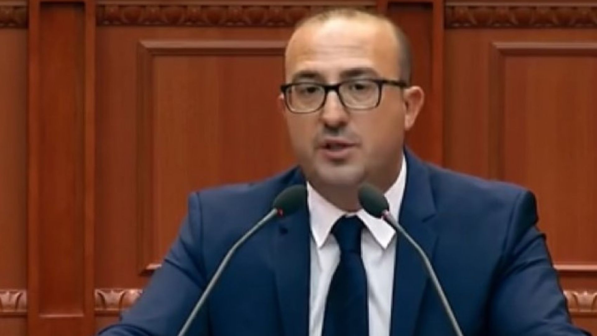 “Balluku me shokë i kanë ditët e numëruara”,Korreshi ‘shpërthen’: Qeveria nuk ka lënë gjë pa vjedh,duke bërë genocid..