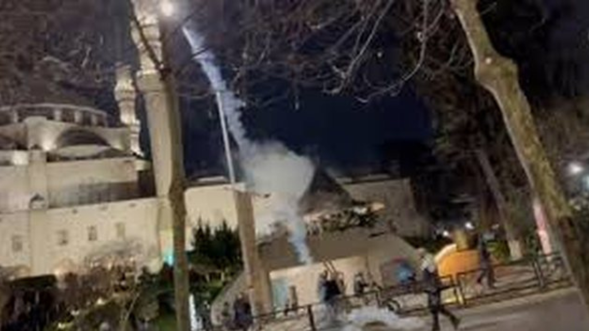 Protesta e opozitës, reagon KMSH: Dënojmë incidentin, u lënduan besimtarë të pafajshëm 4 ok 96