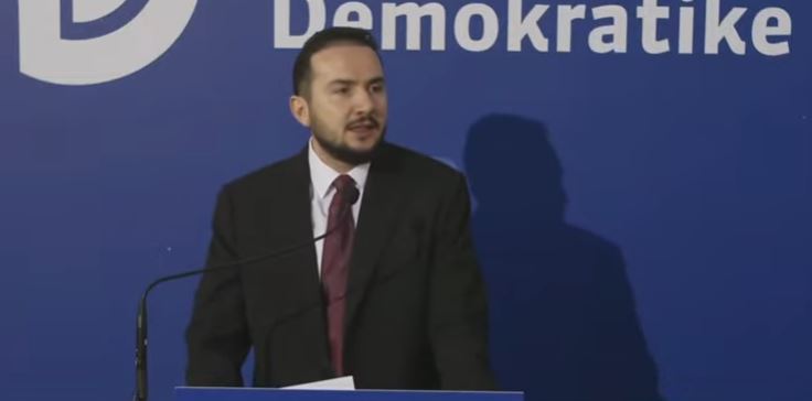 Reagim i fortë i Ervin Salianjit për bllokimin e aksit Librazhd-Përrenjas: Shqiptarët meritojnë një qeveri që punon 2 salianji