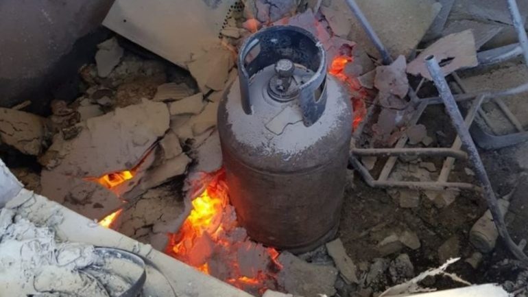 Plas bombola e gazit, përfshihet nga zjarri ballkoni në Vlorë 15 shperthen bombola e gazit ne nje banese ne shijak plagoset 68 vjecari 770x433 2