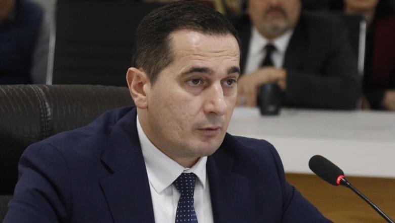 “Asnjë tolerancë ndaj krimit të lidhur me politikën”, Klodjan Braho paralajmëron: Do godasim çdo funksionar që. 9 1765462424 klodianbraho 1
