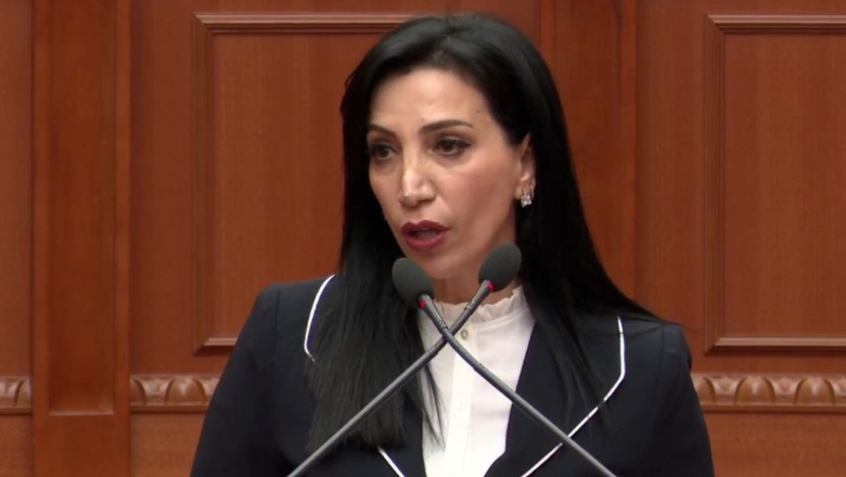 Evis Kushi: Indeksuam pagat e arsimtarëve me 2.5%, një kategori e caktuar përfiton rritje në 5.17%