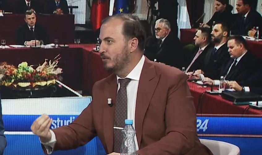 Si po kërcënon politika SPAK-un? Hoxha: Ndryshimi i nenit 75/a do të minonte integrimin e Shqipërisë në BE! 8 345345 2