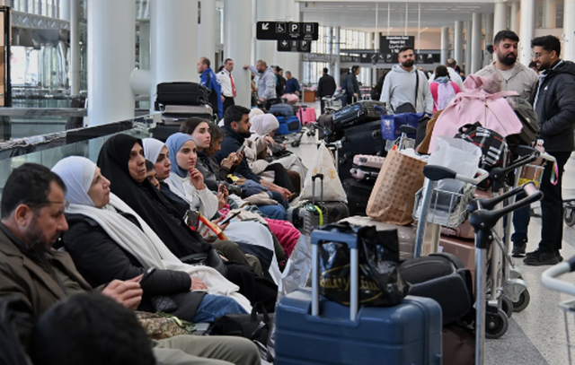 S*lmet në Gjirin Persik kanë mbyllur qendrën ajrore duke anuluar fluturimet nga aeroportet në Lindjen e Mesme