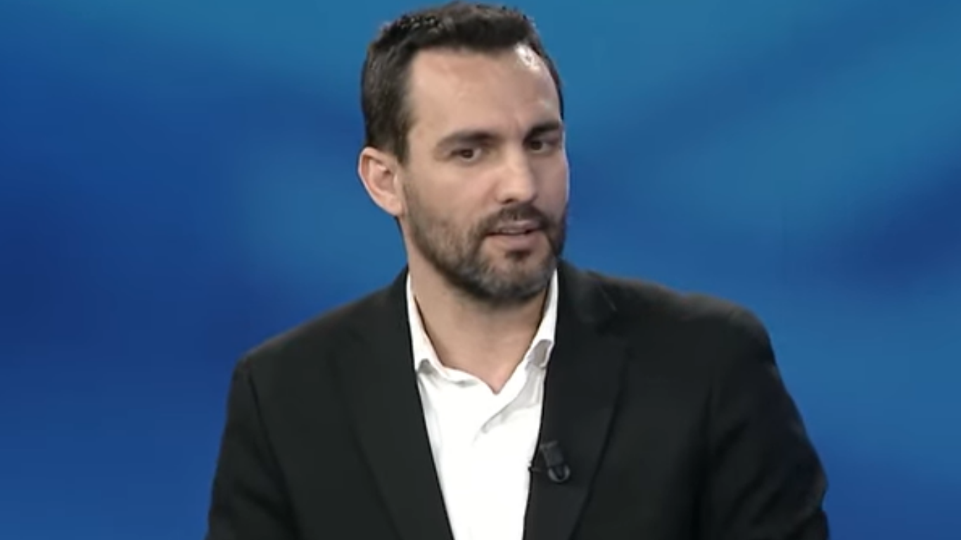 “Kanë thënë prej javësh që do luftojnë qeverinë, por s’e kanë bërë”, Lapaj kritik me protestat e PD: Rama nuk ikën duke bërë 2 orë fjalime!