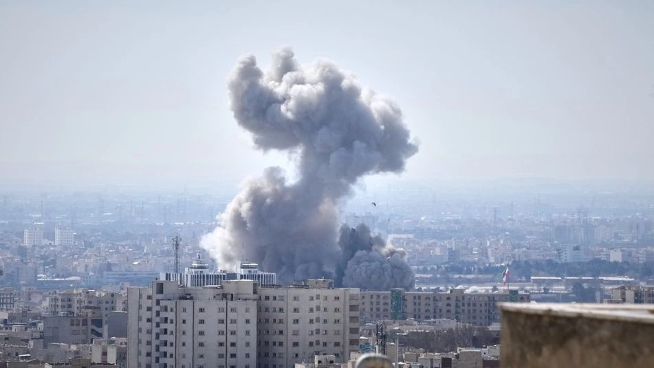 Sondazhi i SHBA-së: Vetëm një në katër amerikanë mbështet operacionin në Iran