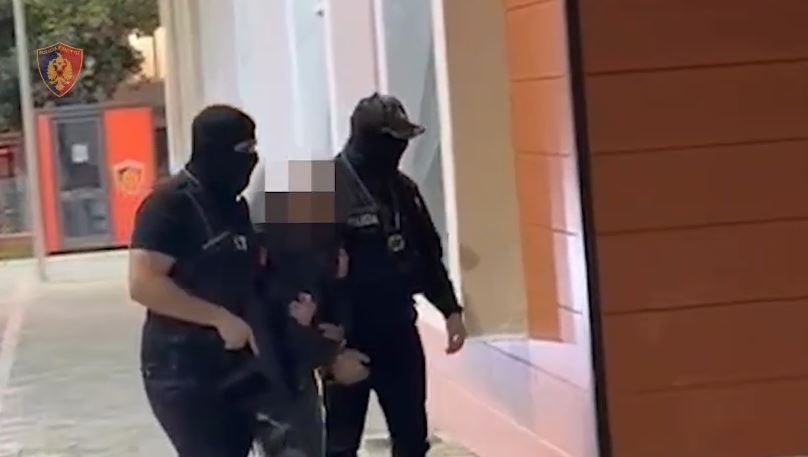 I dënuar me 15 vite burg për prostitucion në Itali, arrestohet 61-vjeçari me dy identitete nga Belshi 5 arrestim 1