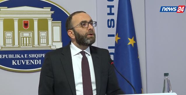 PS refuzoi të japë autorizimin për arrestimin e Ballukut, Bardhi: Jo pasaportë europiane, po as atë iraniane se marrim dot me këtë standard 10 bardhi 3 1