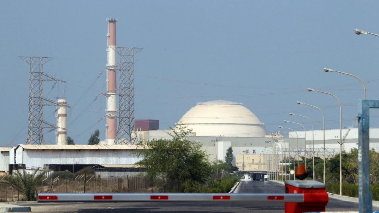 “Bombardimet dëmtuan centralin bërthamor Bushehr të Iranit”! Rrezik për aksident nuklear
